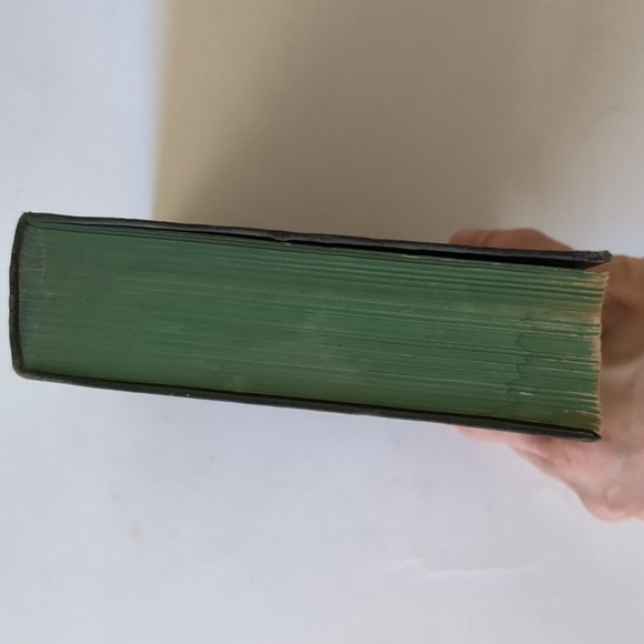 Modern Merchandising: Store Management and Business Organization - 1927 - Picture 4 of 11